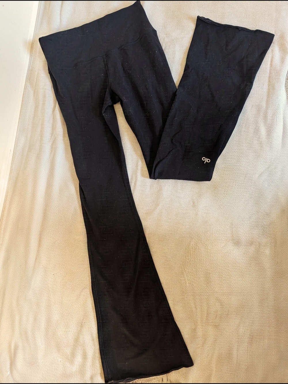 Black Alo Yoga Pants (Flared Leggings)